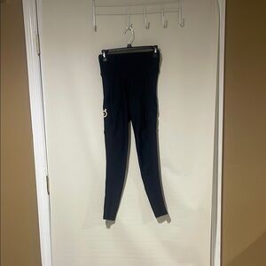 Peloton Women's Black Logo Leggings Medium NWOT